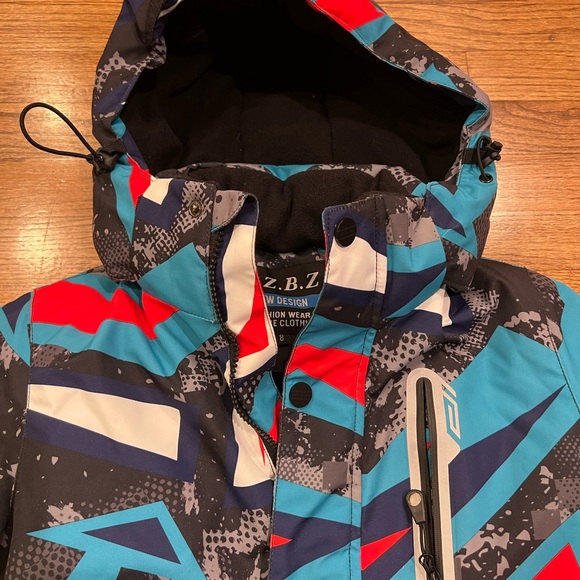 Ski Jacket Fits Age 6-8 - Picture 2 of 5